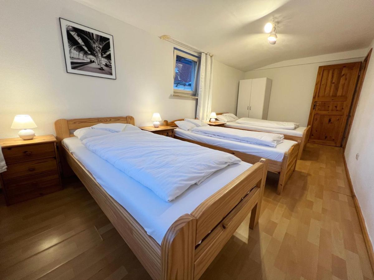 Appartamento 85Qm - Zentrale Lage - Parkplatz Gottinga Esterno foto